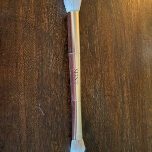 SHENT Double-Ended Makeup Brush - Silver